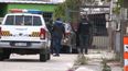 policia recupero vehiculo robado tras persecucion y tiroteo; dos delincuentes fueron detenidos policia recupero vehiculo robado tras persecucion y tiroteo; dos delincuentes fueron detenidos