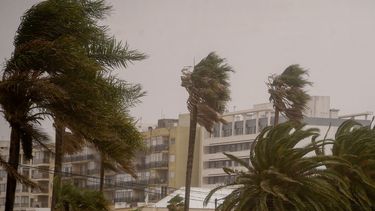 Inumet emitió aviso por ciclón extratropical: Vientos fuertes y persistentes con precipitaciones abundantes