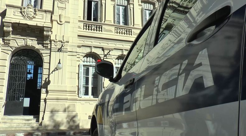 Melo: una mujer de 84 años fue embestida por una moto cuando bajaba del ómnibus y falleció poco después