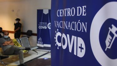 Vacunación a personas entre 71 a 79 años inicia el próximo viernes