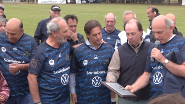 Lacalle Pou participó en partido homenaje por los Andes
