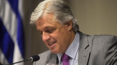 Francisco Bustillo fue condecorado en España