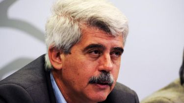 Gobierno es criticado por falta de medidas: Eduardo Brenta respondió que hay que anunciar hechos concretos