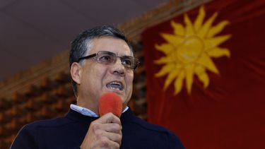 Rivera con un diputado para confirmar y con personas que no pudieron votar porque figuraban como fallecidas | FocoUy