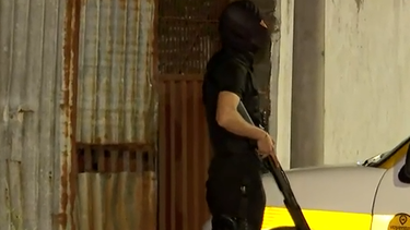 La Policía realizó allanamientos en Atahualpa por atentado a la fiscal Mónica Ferrero; hay un nuevo detenido