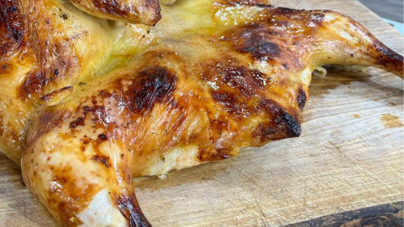 Marcelo Bornio nos enseña a preparar pollo braseado con puré de choclos