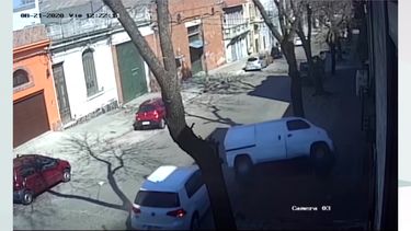 Video: vecinos de Reducto reclaman solución por curva peligrosa en la que se producen derrapes usualmente