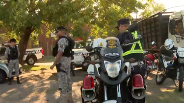 Le incautaron la moto por circular sin chapa en Casavalle: dijo que si va a la velocidad del radar lo roban