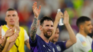 argentina gana a polonia 2-0 y pasa a octavos de final del mundial argentina gana a polonia 2-0 y pasa a octavos de final del mundial