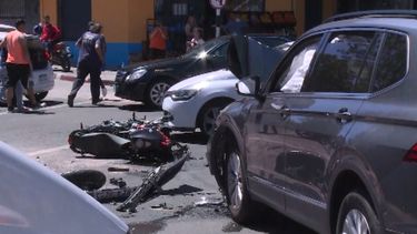 Motociclista murió tras ser embestido por una camioneta