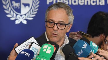 Rodrigo Arim se refirió a la implementación de los Jornales Solidarios y al futuro de la Caja de Profesionales