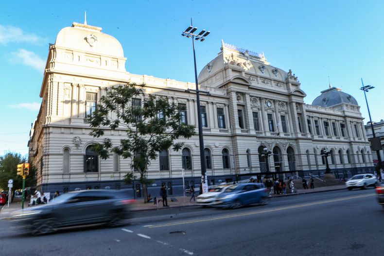 La Udelar volvió a liderar entre las universidades uruguayas en el ranking QS 2027 de educación superior