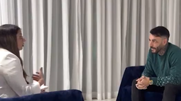 La periodista Patricia Martín en entrevista con el narcotraficante Sebastián Marset.