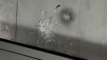 Un niño de siete años resultó herido como consecuencia de una bala perdida que ingresó por la ventana