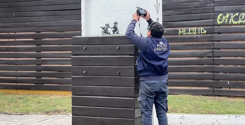 Policía Científica investiga el robo.