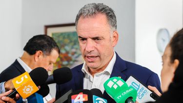 Yamandú Orsi respondió al malestar del FA: No soy partidario de trabajar desde el anuncio