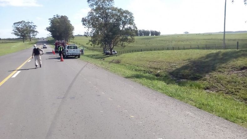 Un hombre falleció tras despistar y chocar contra un árbol en Ruta 5