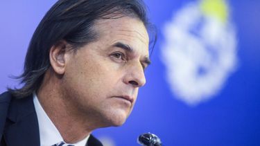 Lacalle Pou dará una conferencia de prensa por avance de la pandemia