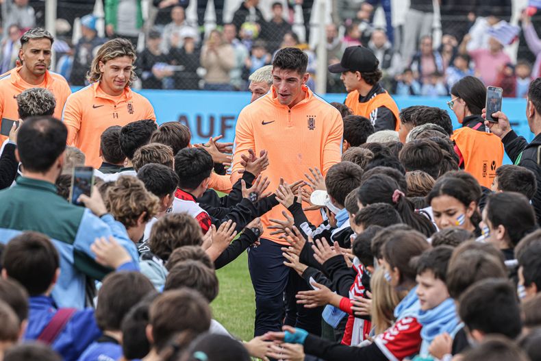 La ilusión de los más chicos fue la gran protagonista del Abrazo Celeste en Pando