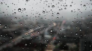 Inumet emitió una alerta amarilla por tormentas fuertes en varios puntos del país.