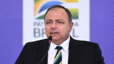 Vacunación en Brasil empezará el miércoles, anunció el gobierno