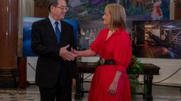 Carolina Cosse se reunió con delegación china y dijo que, pese a que no está descartado, no se habló de un TLC