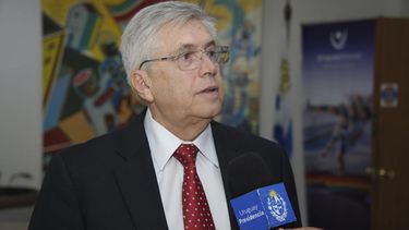 El ministro de Turismo, Tabaré Viera, confirmó la prórroga del descuento del IVA en sus redes sociales.
