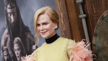 nicole kidman deslumbra con su tonificado fisico a los 55 anos