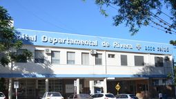 Mujer en CTI tras ser apuñalada siete veces por su pareja.