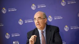El subsecretario del Ministerio de Interior, Guillermo Maciel, en la conferencia en la que presentó su renuncia.
