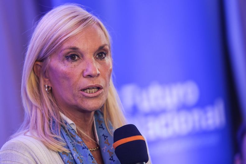 Beatriz Argimón sigue muy de cerca situación de Venezuela y de María Corina Machado, amiga de muchos años