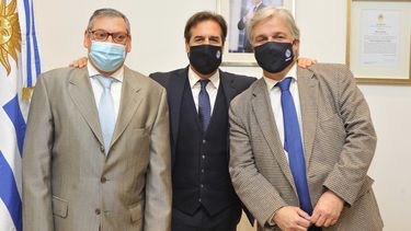 Lacalle Pou llegó a Buenos Aires para reunirse con Alberto Fernández