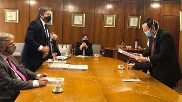 Uriarte y Bustillo recibieron al embajador de China Wang Gang