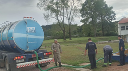 El Ejército ha trasladado agua potable de OSE de Maldonado a Minas y dentro de Lavalleja.