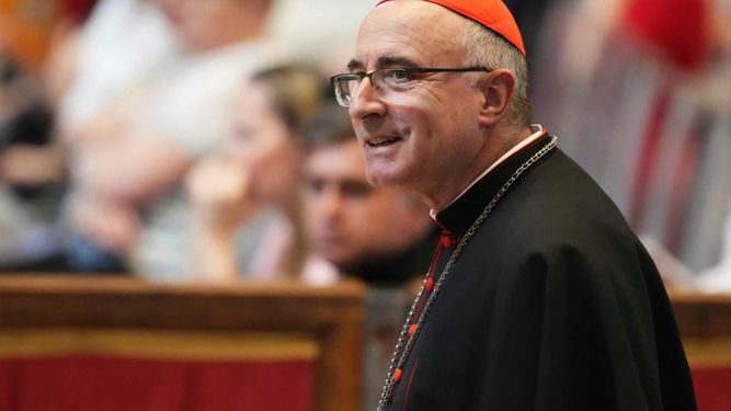 Daniel Sturla regresó a Uruguay tras participar en el Cónclave que eligió al papa León XIV