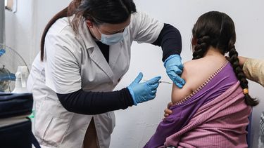 MSP amplía la vacunación gratuita contra la meningitis a adolescentes de 12 años