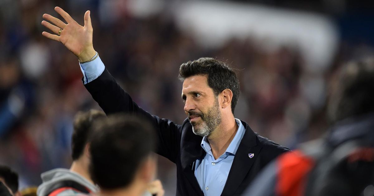 Buen debut de Jorge Bava: Nacional goleó 3-0 a Cerro Largo por la octava del Apertura