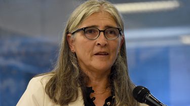 Lucía Etcheverry dijo que hay voluntad de las partes para alcanzar solución en conflicto del transporte