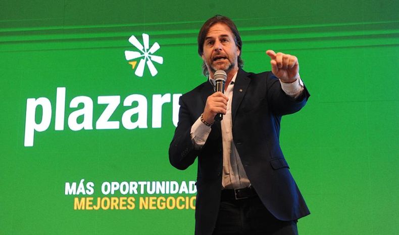 Lacalle Pou dijo que ya no existe la materia prima pura y dura; hay investigación, tecnología aplicada al campo| Presidencia