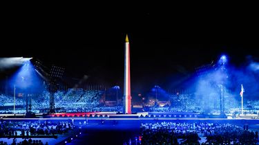 inauguracion de los juegos paralimpicos de paris 2024: un espectaculo inclusivo bajo el sol