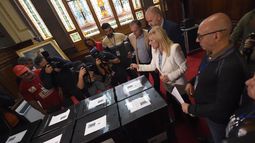 El plebiscito contra la ley de seguridad social genera cruces y polémicas| FocoUy