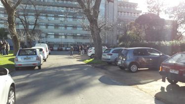 Falsa amenaza de bomba obligó evacuación del Instituto de Higiene