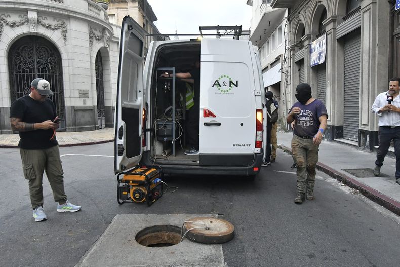 Condenaron a una mujer por armas y drogas en la causa del túnel para robar un banco en Ciudad Vieja