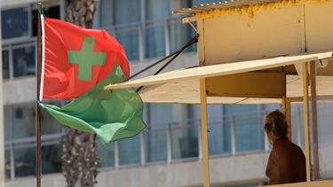 Oposición pidió a la IM que obligue a colocar bandera sanitaria en playas si se superan niveles de coliformes