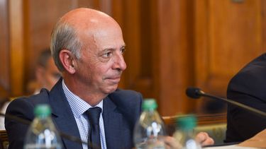 Javier García calificó de indigno y una vergüenza el anuncio del gobierno sobre la ley de derribo