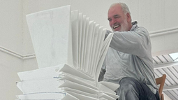 El escultor Pablo Atchugarry.