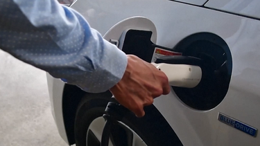Los autos eléctricos comenzarán a pagar Imesi desde 2027, según nuevas franjas de valor Los autos eléctricos comenzarán a pagar Imesi desde 2027, según nuevas franjas de valor