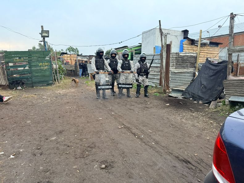 Hallaron el cuerpo de una mujer desaparecida en Tres Ombúes; su pareja está detenida